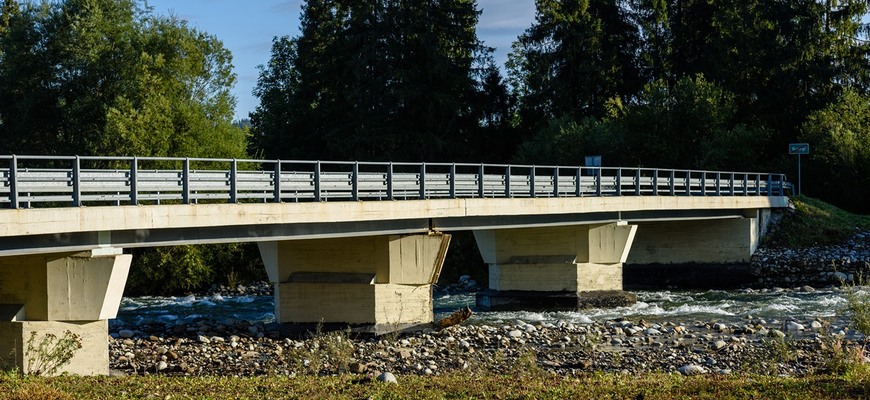 Veľké dopravné obmedzenia: 1800 mostov na Slovensku v kritickom stave idú zachraňovať