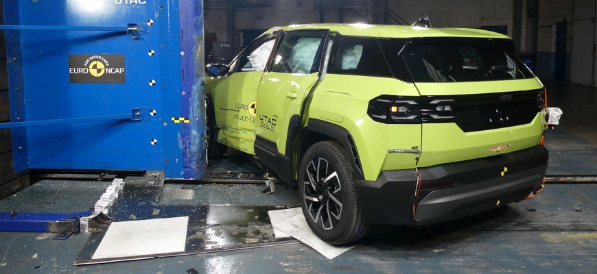 Jeep Compass v Euro NCAP napriek skvelým výsledkom prišiel o jednu hviezdu. Ako je to možné?