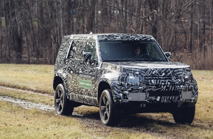 NOVÝ LAND ROVER DEFENDER BUDÚ VYRÁBAŤ V NITRE