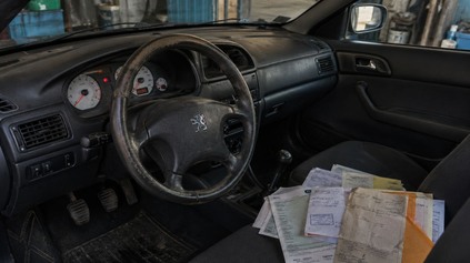 NÍZKY NÁJAZD KILOMETROV NA STAROM AUTE: ULOŽENKA ALEBO NALEŠTENÁ BIEDA?