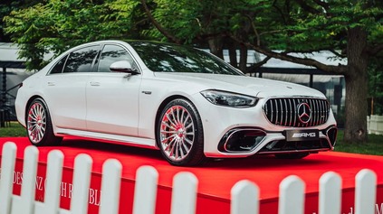 ZAČÍNAJÚ LEGENDY 2025. MERCEDES V PRAHE PREDSTAVIL ZVLÁŠTNU TRIEDU S, VZNIKNE LEN 10 KUSOV