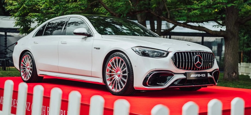 Začínajú Legendy 2025. Mercedes v Prahe predstavil túto zvláštnu triedu S, vznikne len 10 kusov