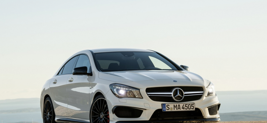 Mercedes CLA 45 AMG dostal 360 koňový štvorvalec