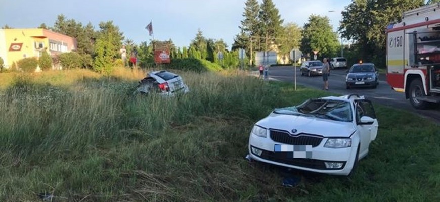 Hrozivá nehoda Škoda Octavia. Náraz ju roztrhol na dve časti