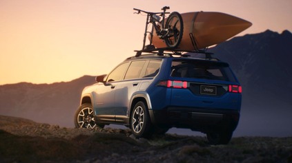 NOVÝ JEEP CHEROKEE MÁ KONKRÉTNU PODOBU. STELLANTIS HO KONEČNE UKÁZAL ZO VŠETKÝCH STRÁN
