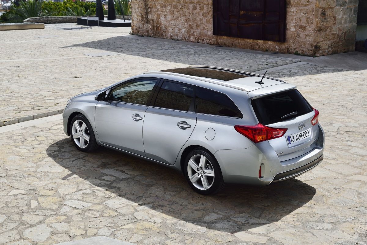 Toyota Auris Touring Sports