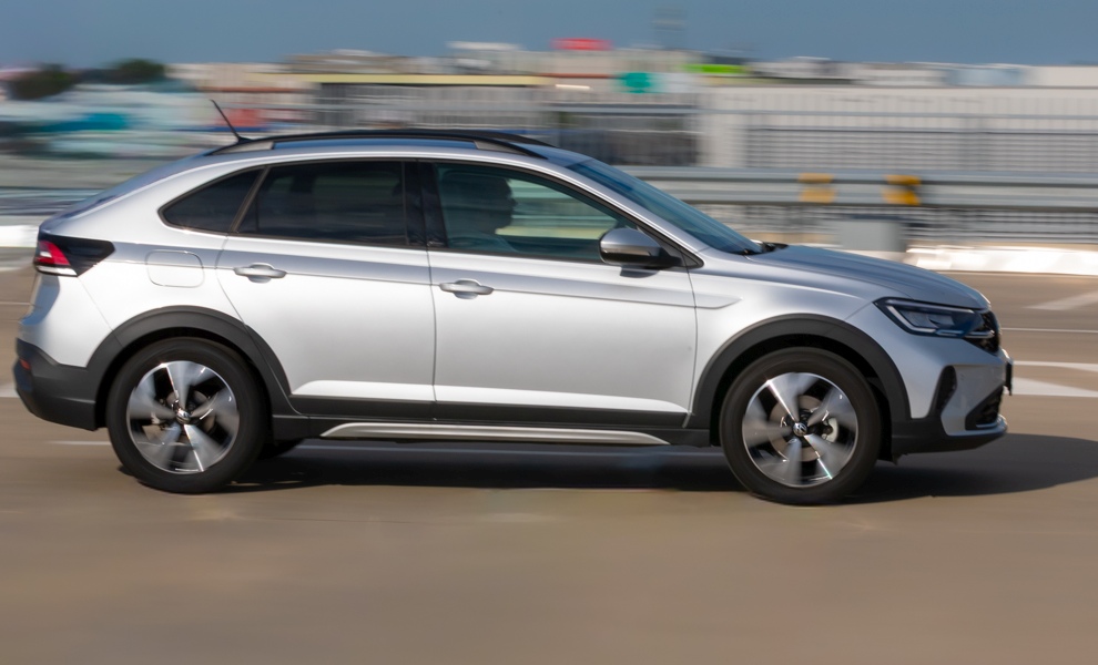 TEST VOLKSWAGEN TAIGO 1.5 TSI: AKO SA LÍŠI OD SESTERSKÝCH CROSSOVEROV?