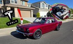 Tesla a Mustang 1966: Ako starý Ford získal Autopilota a srdce Tesly