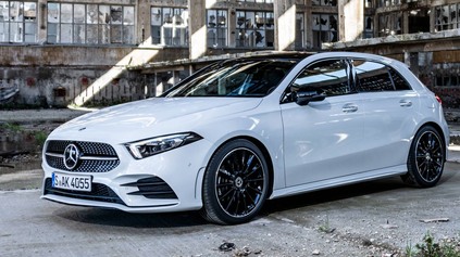 VŠETKO JE INAK. MERCEDES NAKONIEC NAHRADÍ TRIEDU A NOVÝM AUTOM, DOSTANE AJ NÁDRŽ NA BENZÍN!