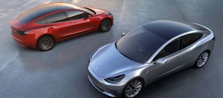 Tesla Model 3 prináša revolúciu elektromobilov v cene a dojazde