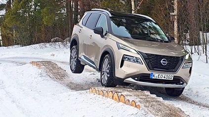 1000X RÝCHLEJŠÍ? NISSAN E-4ORCE S DVOMA MOTORMI JE BLESKOVÝ AWD