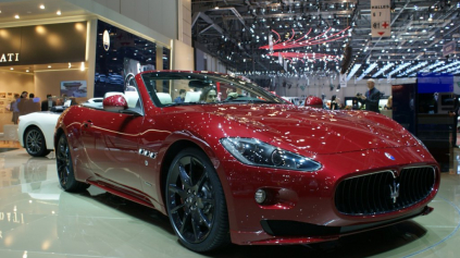 ŽENEVA 2011 VIDEO: MASERATI GRANCABRIO SPORT