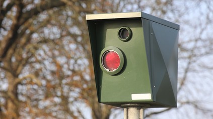 NOVINKA! NAINŠTALUJÚ INTELIGENTNÉ PRIECHODY PRE CHODCOV AJ RADARY. POKUTAMI VYTRESTAJÚ PIRÁTOV