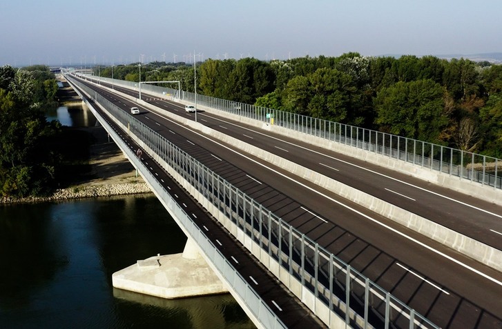 NOVÁ DIAĽNICA DO BRATISLAVY! 40 KILOMETROVÝ ÚSEK R1 NAHRADÍ D1 PRE MNOHÝCH VODIČOV