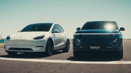 NOVÝ JEEP WAGONEER S OFICIÁLNE. STELLANTIS HO NEVÁHAL POSTAVIŤ PROTI TESLE MODEL Y PERFORMANCE