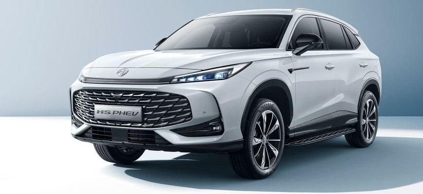 Nové MG HS odteraz aj ako plug-in hybrid. Na baterku zvládne 100 km a poznáme jeho slovenskú cenu