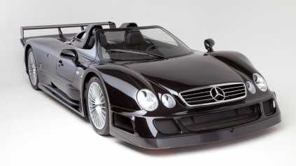 MERCEDES CLK GTR ROADSTER IDE DO AUKCIE. CHCÚ ZA NEHO ASPOŇ 2,1M