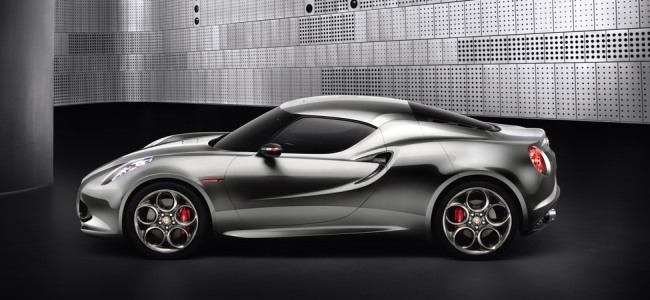 Autosalón Frankfurt 2011: Alfa Romeo 4C Concept živé striebro