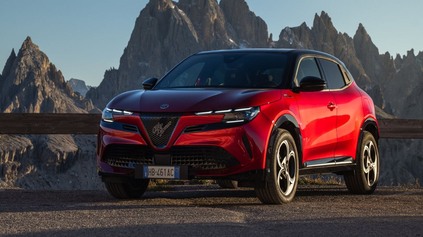 NOVÁ ALFA ROMEO JUNIOR SPORT SPECIALE PRIDÁVA VIZUÁLNY ŠTÝL, JEDNA PODSTATNÁ VEC JEJ CHÝBA