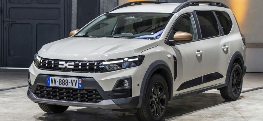 Dacia Jogger po facelifte má slovenské ceny. Na koľko si značka cení nové výkonnejšie motory?